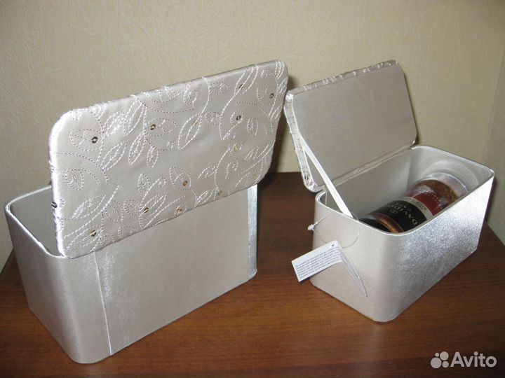 Корзина плетеная, Шляпа, Салфетки