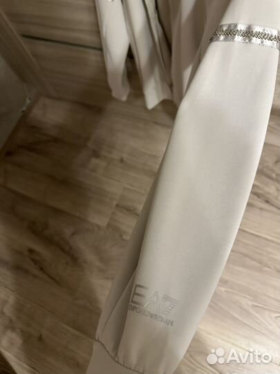 Бомбер armani exchange