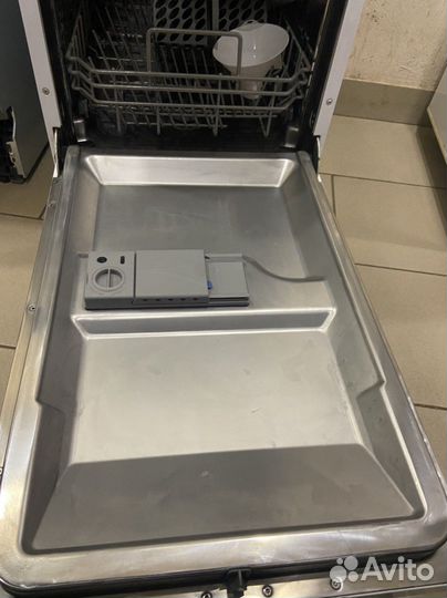 Посудомоечная машина Hansa zwm475wh