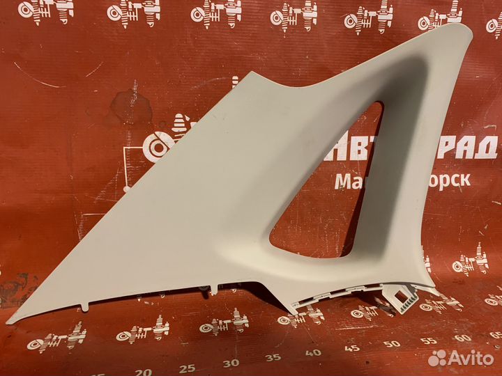 Volkswagen Polo Обшивка стойки, задняя L