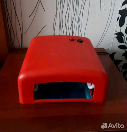 Лампа для сушки ногтей