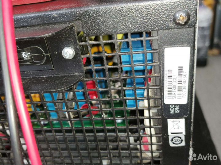 APC surt8000xli мощный ибп трехфазный 8kVA 6,4кВт