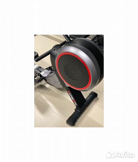 Гребной полупрофессиональный тренажер модель UG-R0