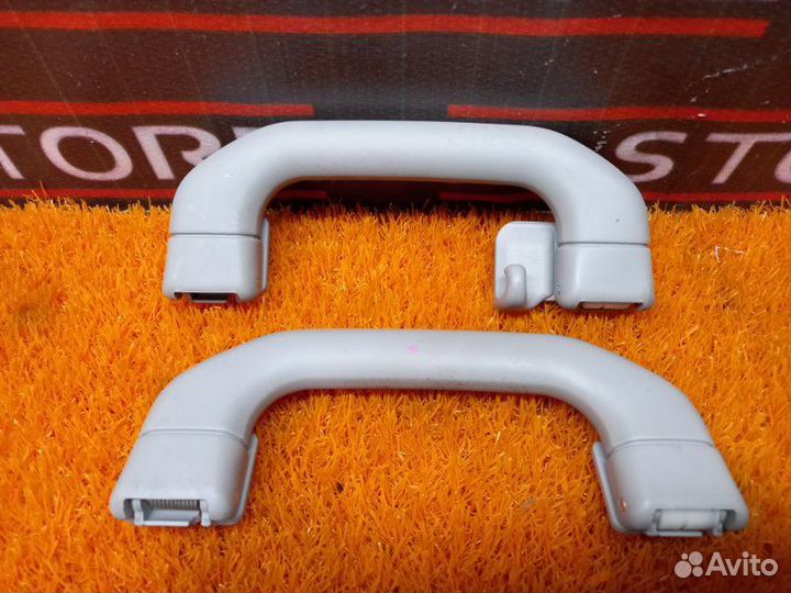 Ручка потолка Mercedes-Benz C-Class W203 271.946