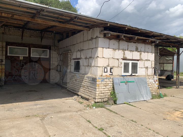 Гараж, > 30 м²