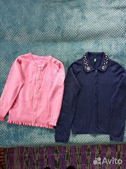 Кофты на девочку комплектом