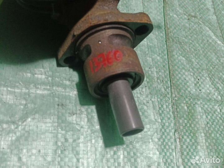 Цилиндр тормозной главный Audi 80 B3