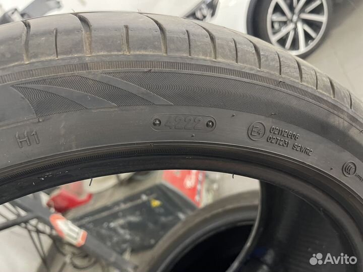 Triangle TH201 Sportex 255/40 R19 100Y