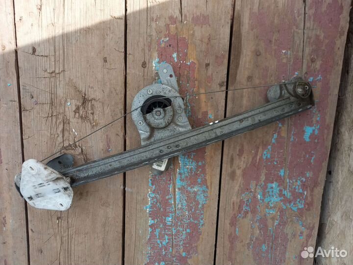 Стеклоподъемник renault logan