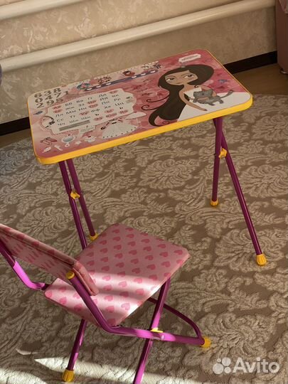 Детский стол и стул