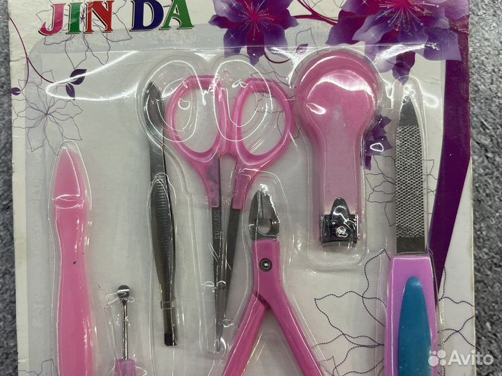 Маникюрный набор в упаковке