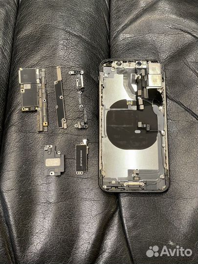 iPhone X разбор
