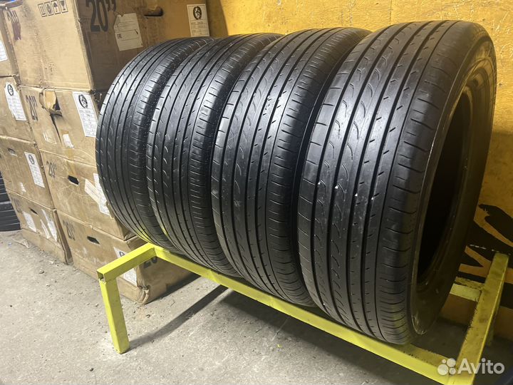 Yokohama BluEarth RV-02 225/65 R17