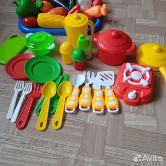 Набор посуды для детей