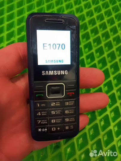 Samsung E1070