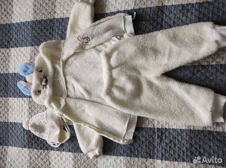 Костюм тёплый на малыша 3-6 месяцев