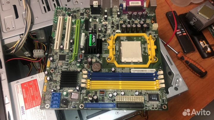 Материнская плата foxconn Soket AM2