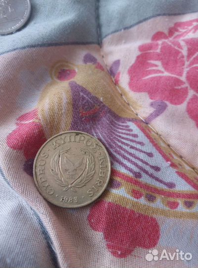 Продаю монеты