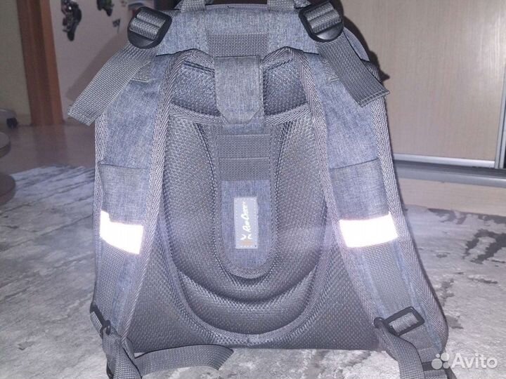 Рюкзак школьный для мальчика 1-4 класс