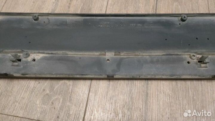 Крепление номера переднее Bmw 520I E39 M52 1996