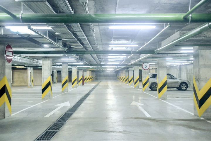 Машиноместо, 13 м²