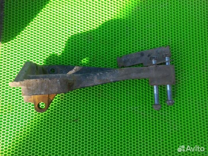 Кронштейн кабины левый Камаз 5490 2018