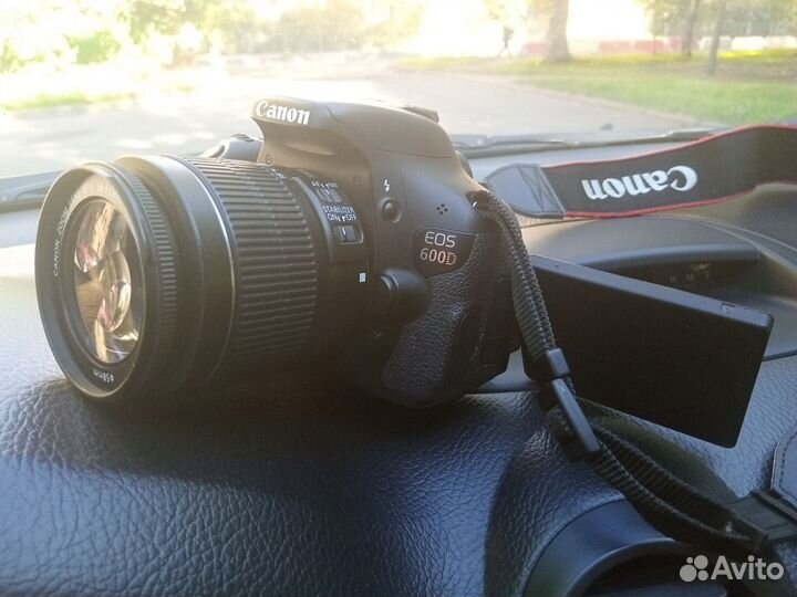 Зеркальный фотоаппарат canon 600d