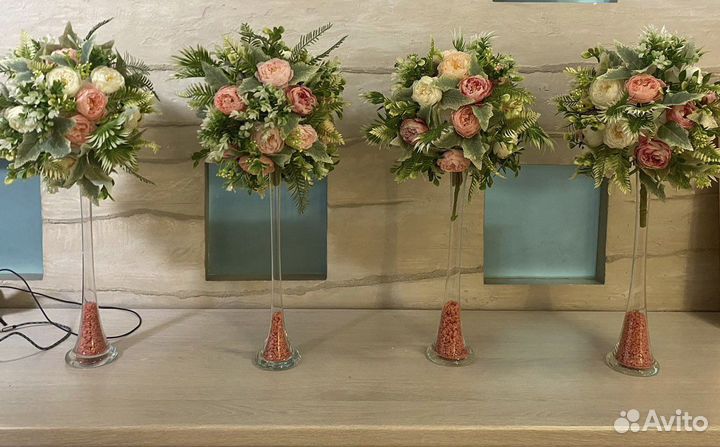 Композиция из цветов на свадьбу