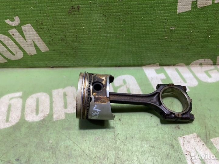 Поршень шатун Mitsubishi Lancer 6 C61A 4G15 1991