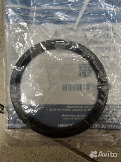 Сальник к/в задний Ford Explorer/Expedition/Maveri