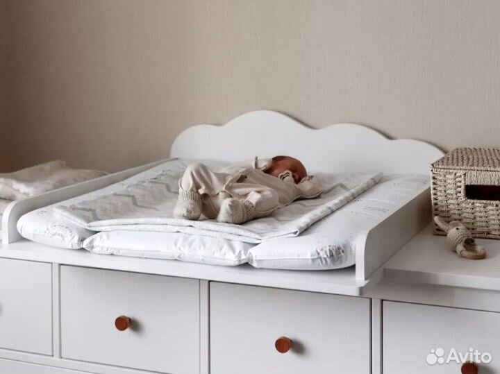 Пеленальная доска на комод