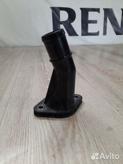 Фланец крышка термостата Hyundai solaris