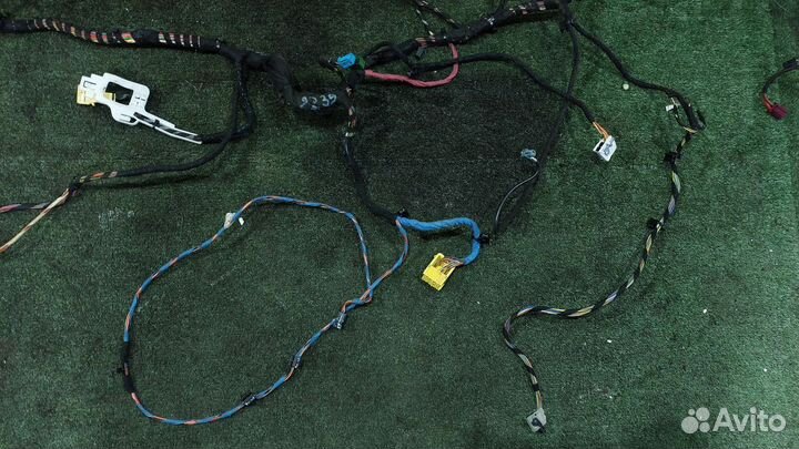 Коса подпанельная W212 рестайлинг