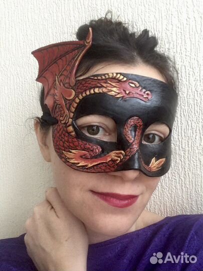 Маска карнавальная с драконом