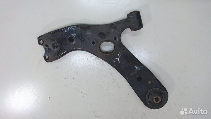 Рычаг подвески Toyota Verso, 2012