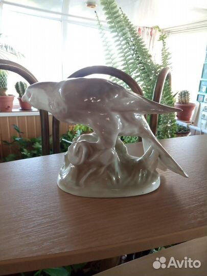 Статуэтка Коршун на скале