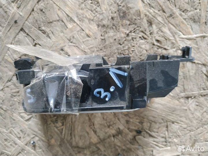 Ручка двери внутренняя задняя левая Toyota Prius