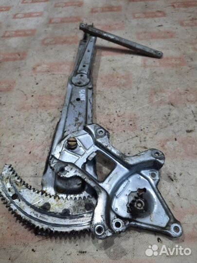 Стеклоподъемник передний левый Honda Cr-V RD1