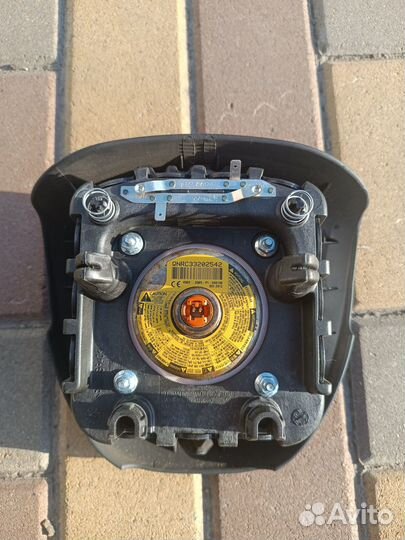 Подушка безопасности granta