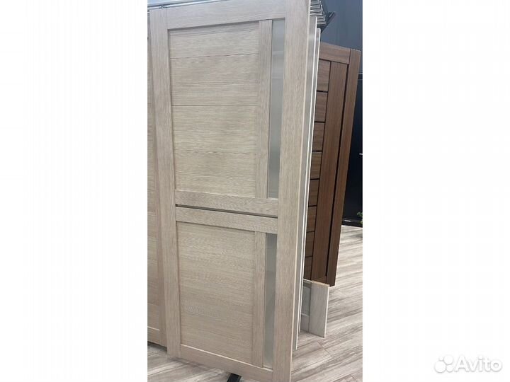 Двери межкомнатные деревянные новые