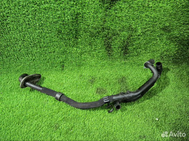 Патрубок системы охлаждения audi A6 C7