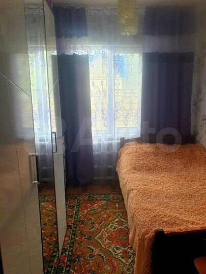 Комната 9 м² в 3-к., 1/1 эт.