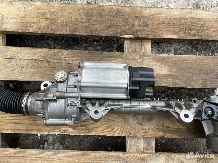 Продам рулевую рейку (электро) для бмв F10/11 з.п