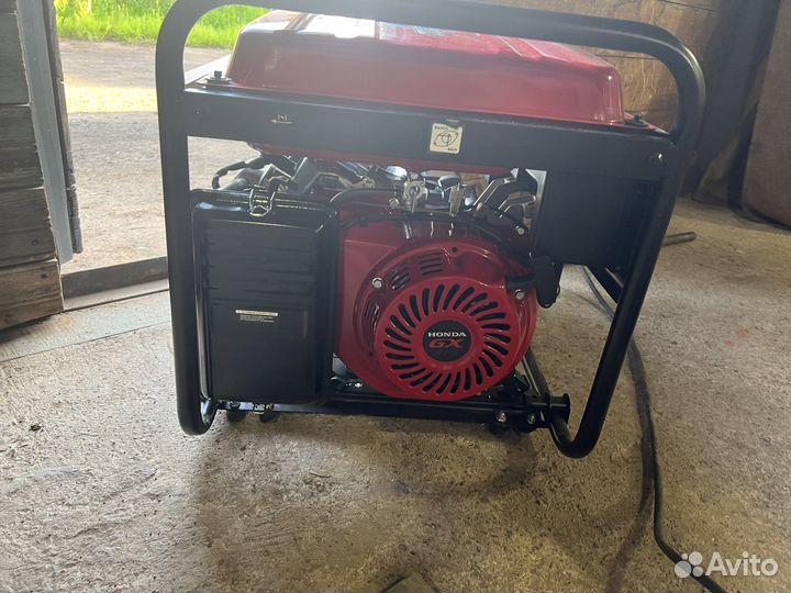 Генератор бензиновый honda em10000