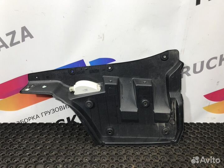 Продолжение двери правой Renault T