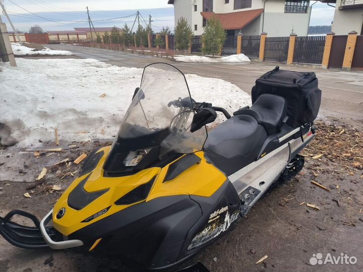 Ski-Doo Skandic WT 550