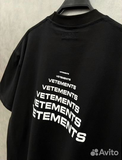 Футболка vetements