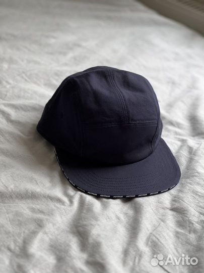 Бейсболка asics мужская