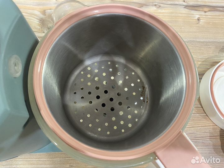 Пароварка блендер beaba babycook neo