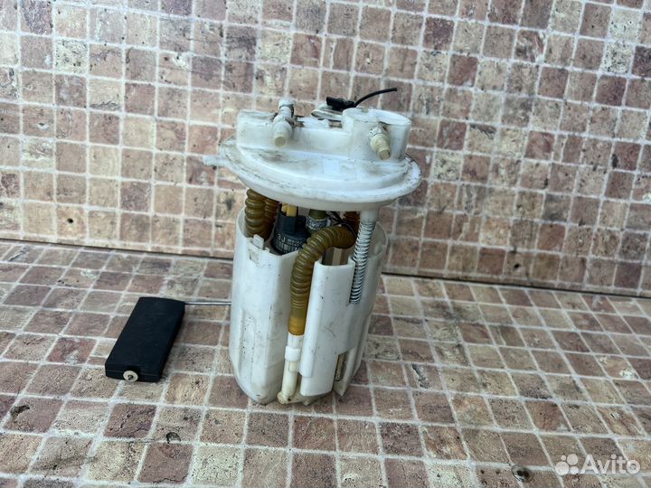 Топливный насос LADA Priora